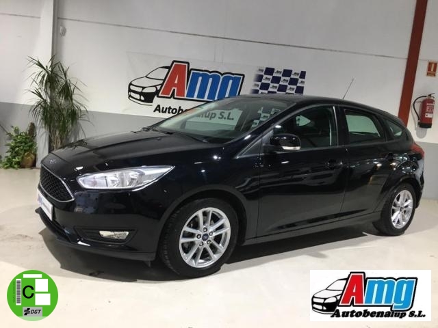 Ford s max  de segunda mano - FORD - Focus - 1.0 EcoBoost 125 CV S&S Tit. Bus.