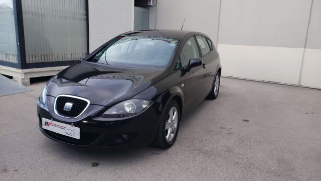 SEAT - Leon - 1.9 TDI DPF Reference Ecomotive