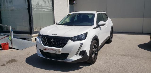 PEUGEOT - 2008 - Allure 1.5 BlueHDi 100 S&S