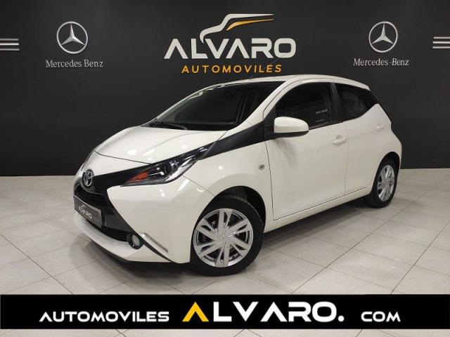 Toyota Aygo ocasión segunda mano 2018 Gasolina por 9.490€ en Sevilla
