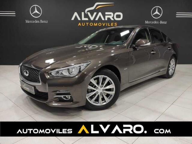 Array Infiniti Q50 2015 Diésel por 14.990€ en Sevilla