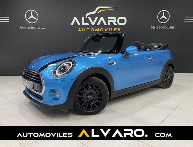 Mini Cabrio ocasión segunda mano 2018 Gasolina por 21.490€ en Sevilla