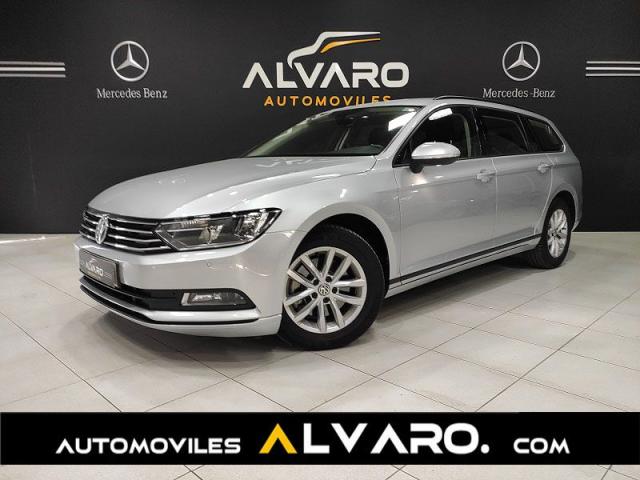 Volkswagen Passat Variant ocasión segunda mano 2017 Diésel por 16.490€ en Sevilla