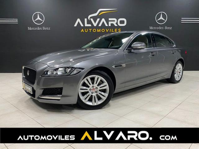 Jaguar XF ocasión segunda mano 2018 Diésel por 25.490€ en Sevilla