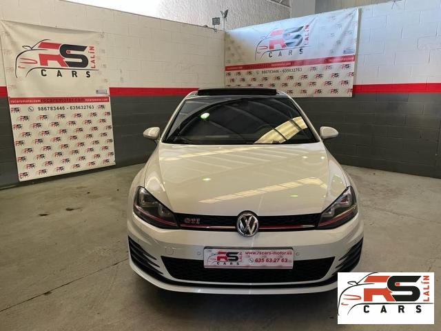 Volkswagen Golf ocasión segunda mano 2015 Gasolina por 24.500€ en Pontevedra