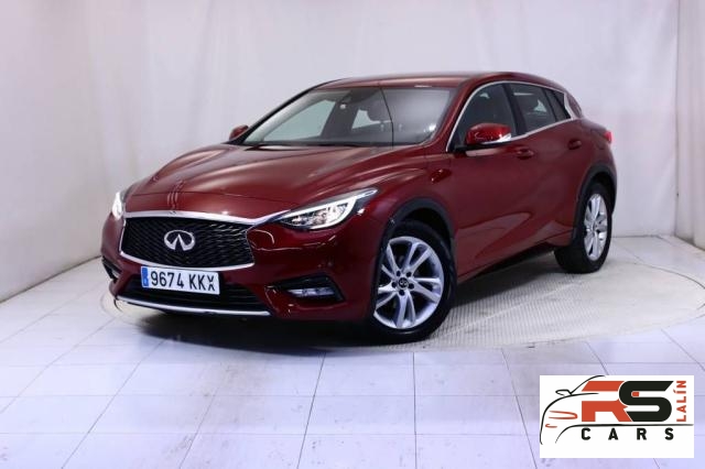 Infiniti Q30 ocasión segunda mano 2018 Gasolina por 21.990€ en Pontevedra