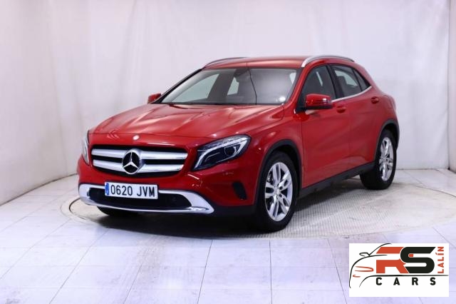 Mercedes Benz Clase GLA ocasión segunda mano 2016 Gasolina por 26.990€ en Pontevedra