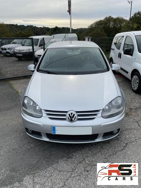 Volkswagen Golf ocasión segunda mano 2004 Diésel por 8.000€ en Pontevedra