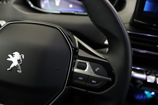 PEUGEOT - 5008 - Allure 1.5 BlueHDi 130 S&S - foto 14