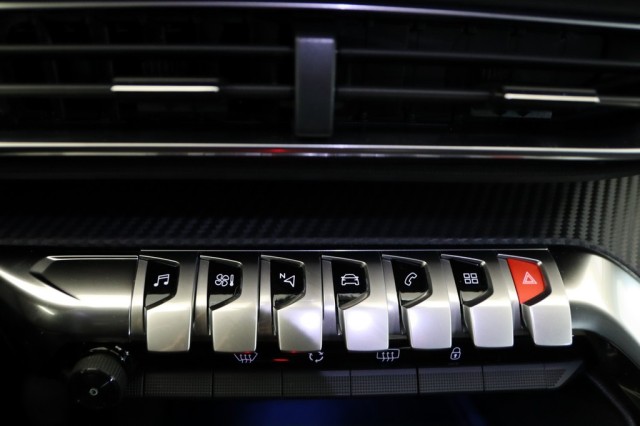 PEUGEOT - 5008 - Allure 1.5 BlueHDi 130 S&S - foto 20