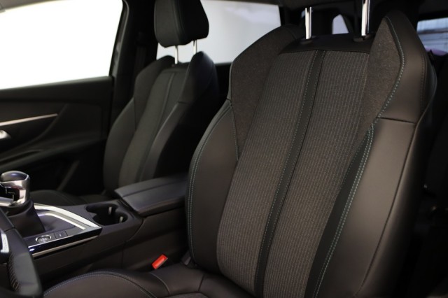 PEUGEOT - 5008 - Allure 1.5 BlueHDi 130 S&S - foto 28