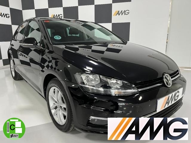 Volkswagen Golf ocasión segunda mano 2018 Diésel por 18.800€ en Murcia