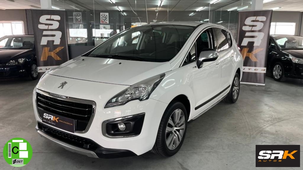 PEUGEOT - 3008