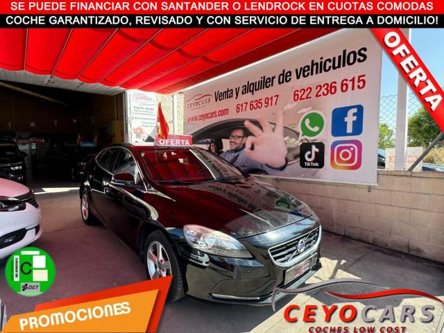 VOLVO - V40 -  D2 Momentum