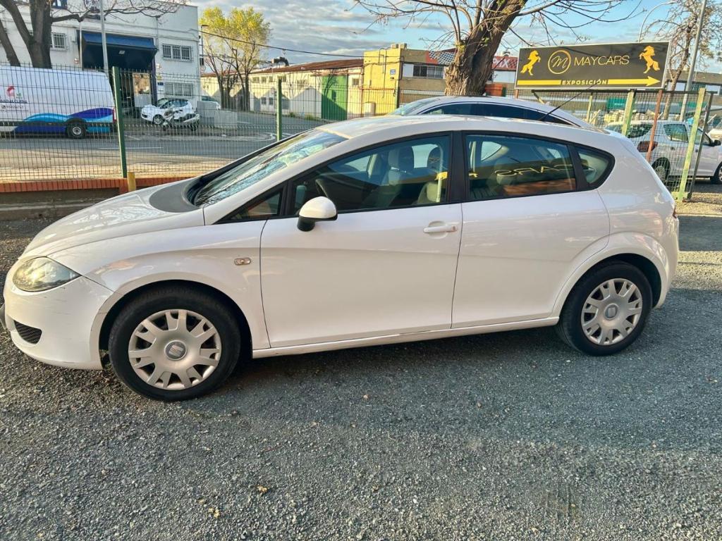 SEAT - Leon