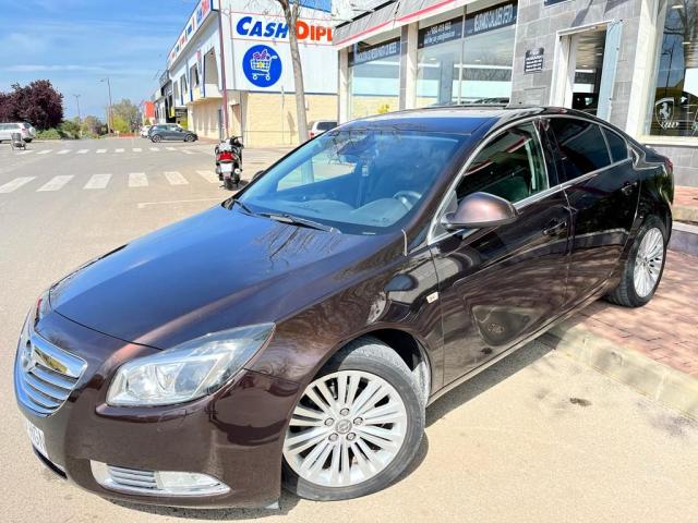 Opel Insignia ocasión segunda mano 2011 Diésel por 6.499€ en Cantabria