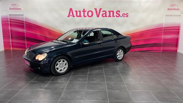 Mercedes Benz Clase C ocasión segunda mano 2004 Diésel por 3.995€ en Córdoba