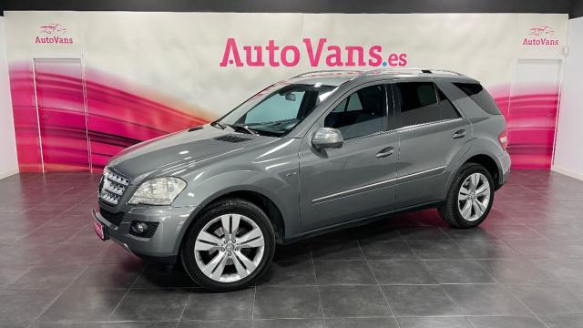 Mercedes Benz Clase ML ocasión segunda mano 2010 Diésel por 18.995€ en Córdoba
