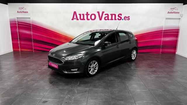 Ford Focus ocasión segunda mano 2016 Gasolina por 11.495€ en Córdoba