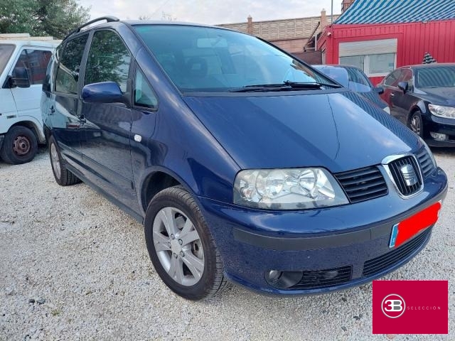 Seat Alhambra ocasión segunda mano 2008 Diésel por 7.890€ en Málaga