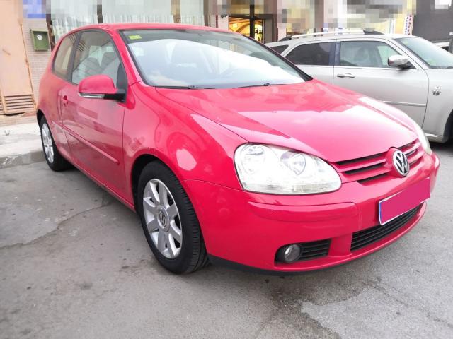 Volkswagen Golf ocasión segunda mano 2006 Gasolina por 4.650€ en Málaga