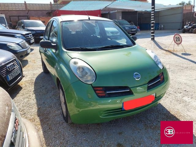 Nissan Micra ocasión segunda mano 2004 Gasolina por 2.250€ en Málaga
