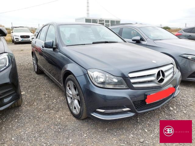 Mercedes Benz Clase C ocasión segunda mano 2013 Gasolina por 16.890€ en Málaga