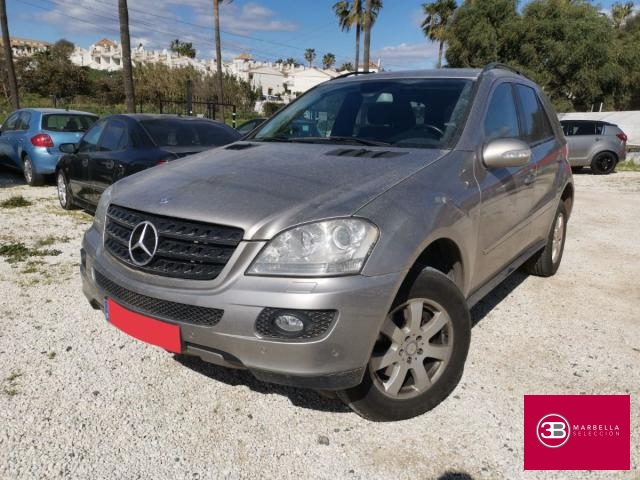 Mercedes Benz Clase ML ocasión segunda mano 2008 Diésel por 12.895€ en Málaga