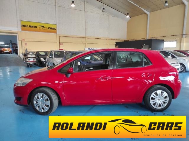 Toyota Auris 3p 1.4 VVT-i