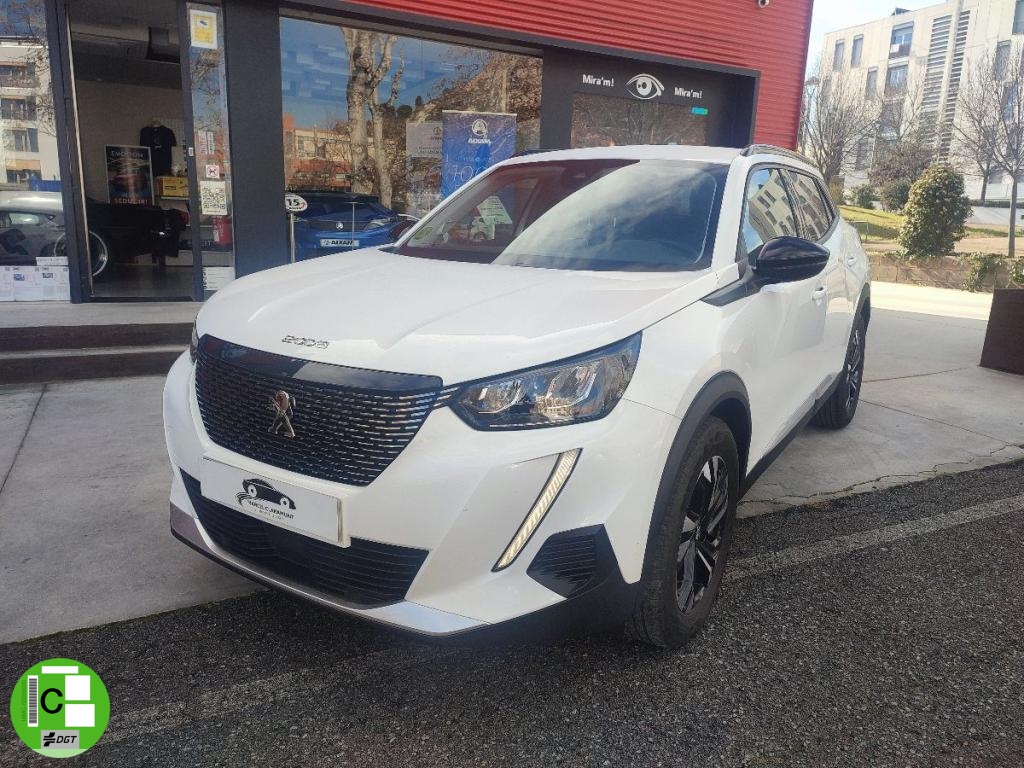 PEUGEOT - 2008