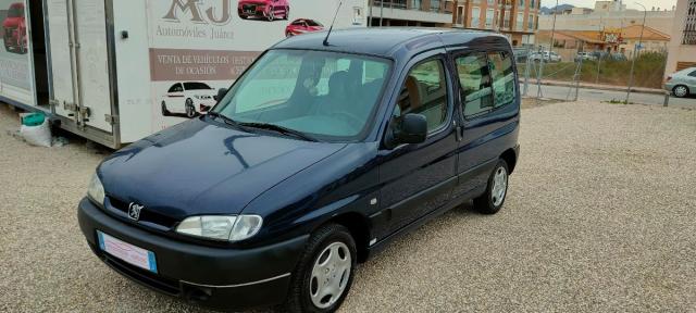 Peugeot Partner ocasión segunda mano 2000 Diésel por 1.700€ en Alicante
