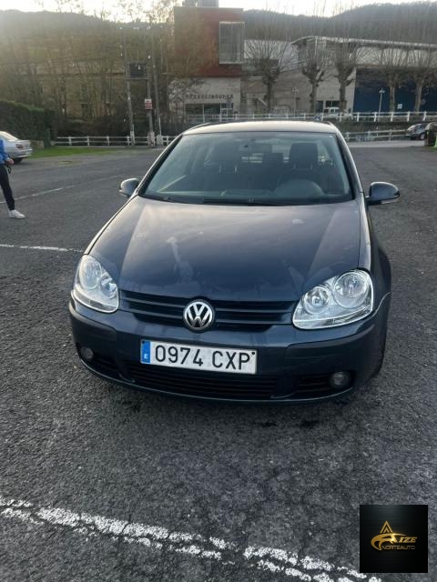 VOLKSWAGEN - Golf - 5p Trendline 1.6 102 CV