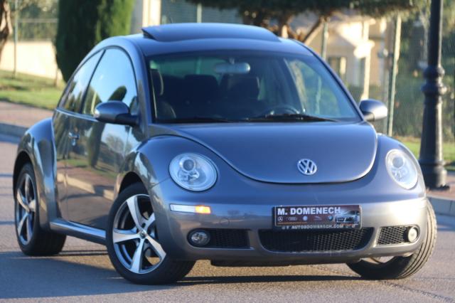 Volkswagen New Beetle ocasión segunda mano 2009 Diésel por 10.900€ en Málaga