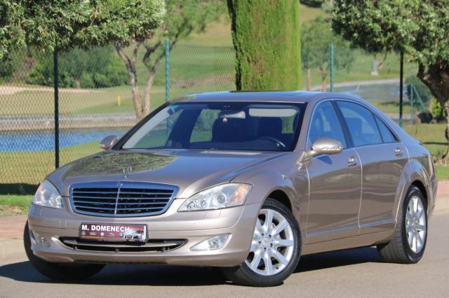 Mercedes Benz Clase S ocasión segunda mano 2007 Gasolina por 11.700€ en Málaga