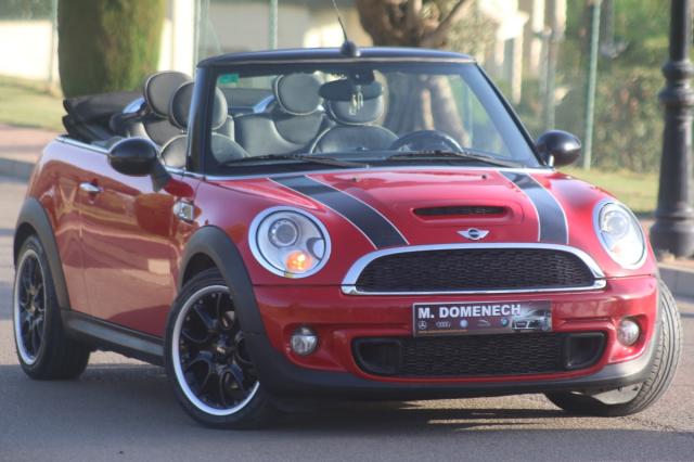 Mini Cabrio ocasión segunda mano 2012 Gasolina por 14.700€ en Málaga
