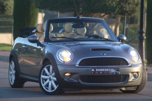 Mini Cabrio ocasión segunda mano 2010 Gasolina por 13.600€ en Málaga