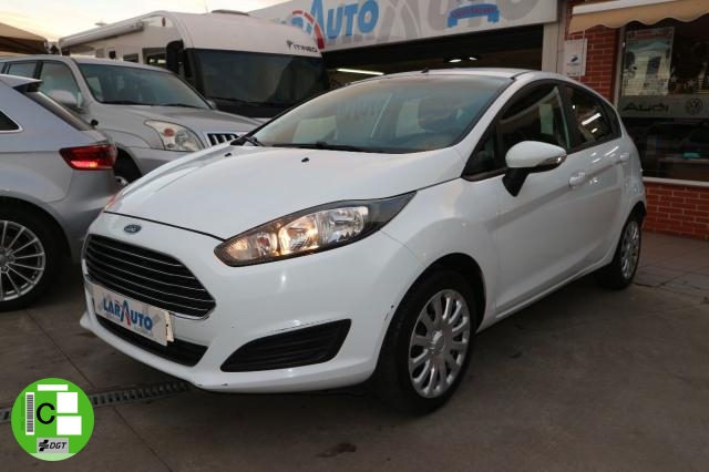 Ford Fiesta ocasión segunda mano 2016 Gasolina por 8.900€ en Málaga